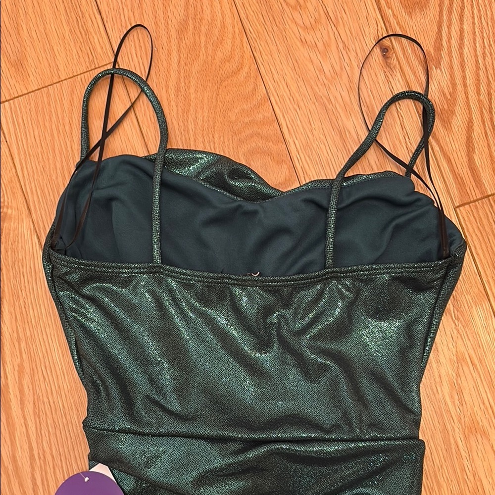 Elegant NWT Green Evening Dress - Picture 7 of 8